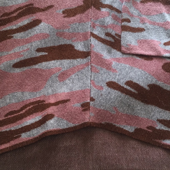 EUC kerisma a pretty camo sweater - Picture 2 of 4